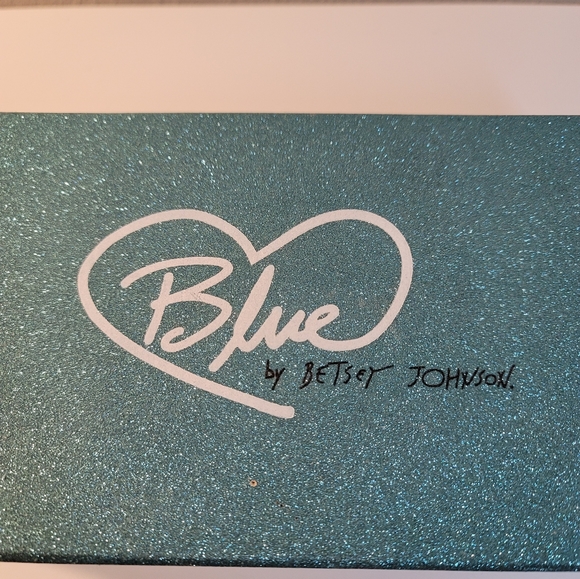 Betsey Johnson flats - Picture 2 of 5